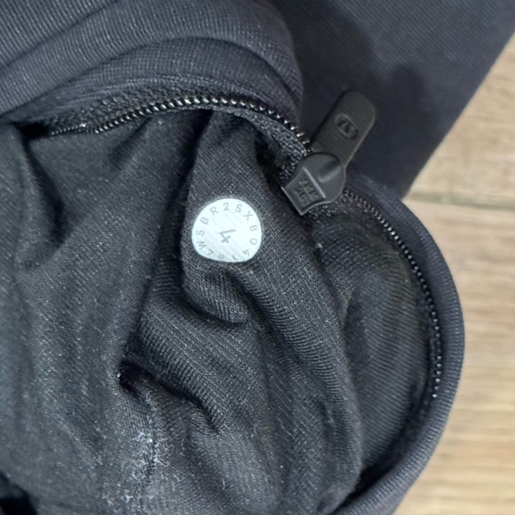 Lululemon On The Move Pant Ponte *28" Black Trousers Size 4 - Picture 9 of 9